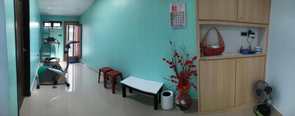 Homestay Stardow~星窗名宿~ Johor Bahru Eksteriør bilde