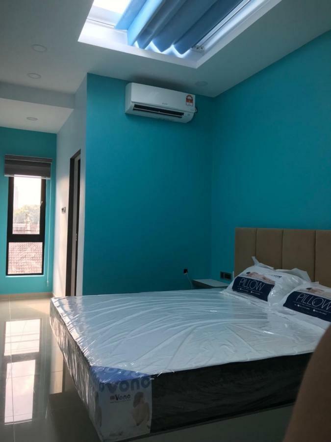 Homestay Stardow~星窗名宿~ Johor Bahru Eksteriør bilde